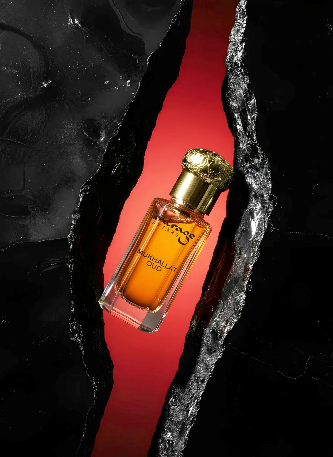 Mukhallat Oud — oud attar in a 6 ML bottle with geranium by Mirage Attars