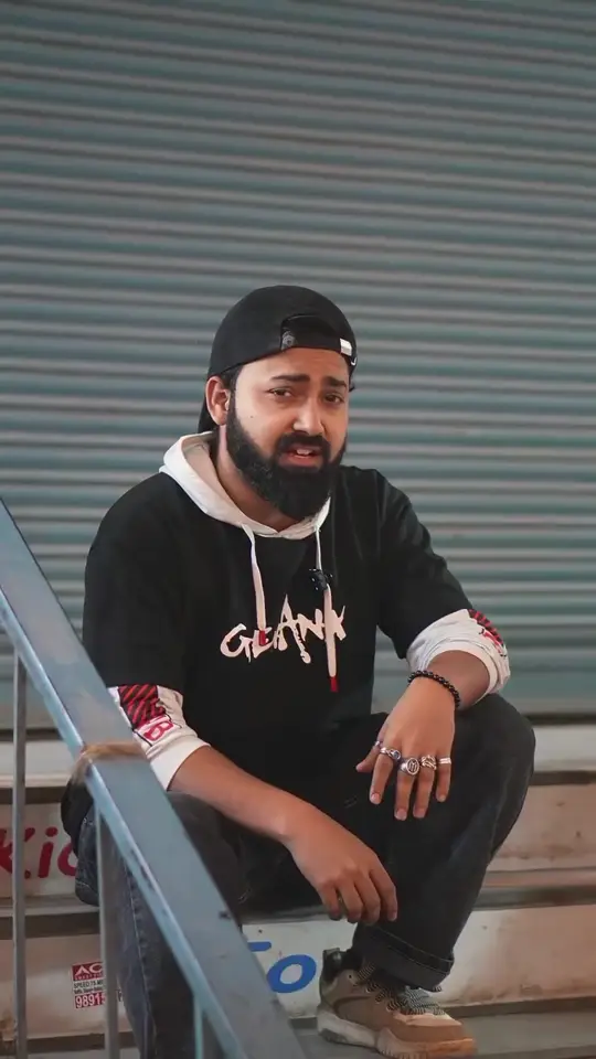 Okhla has a new obsession — a film by @mirageattars for Mirage Attars